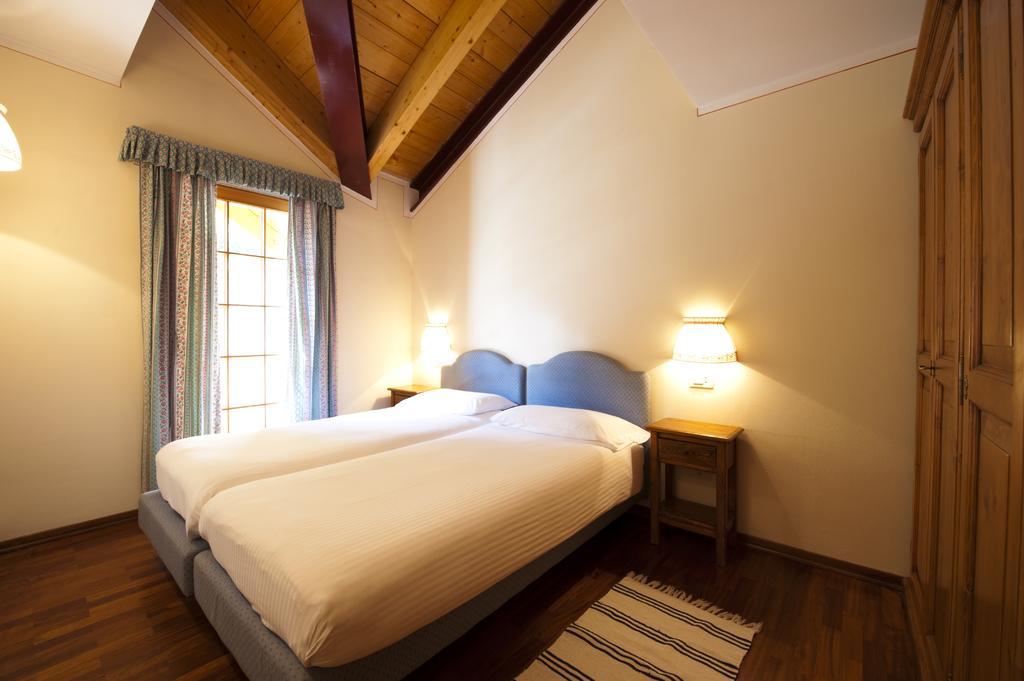 Holidays Dolomiti Apartment Resort Carisolo Phòng bức ảnh