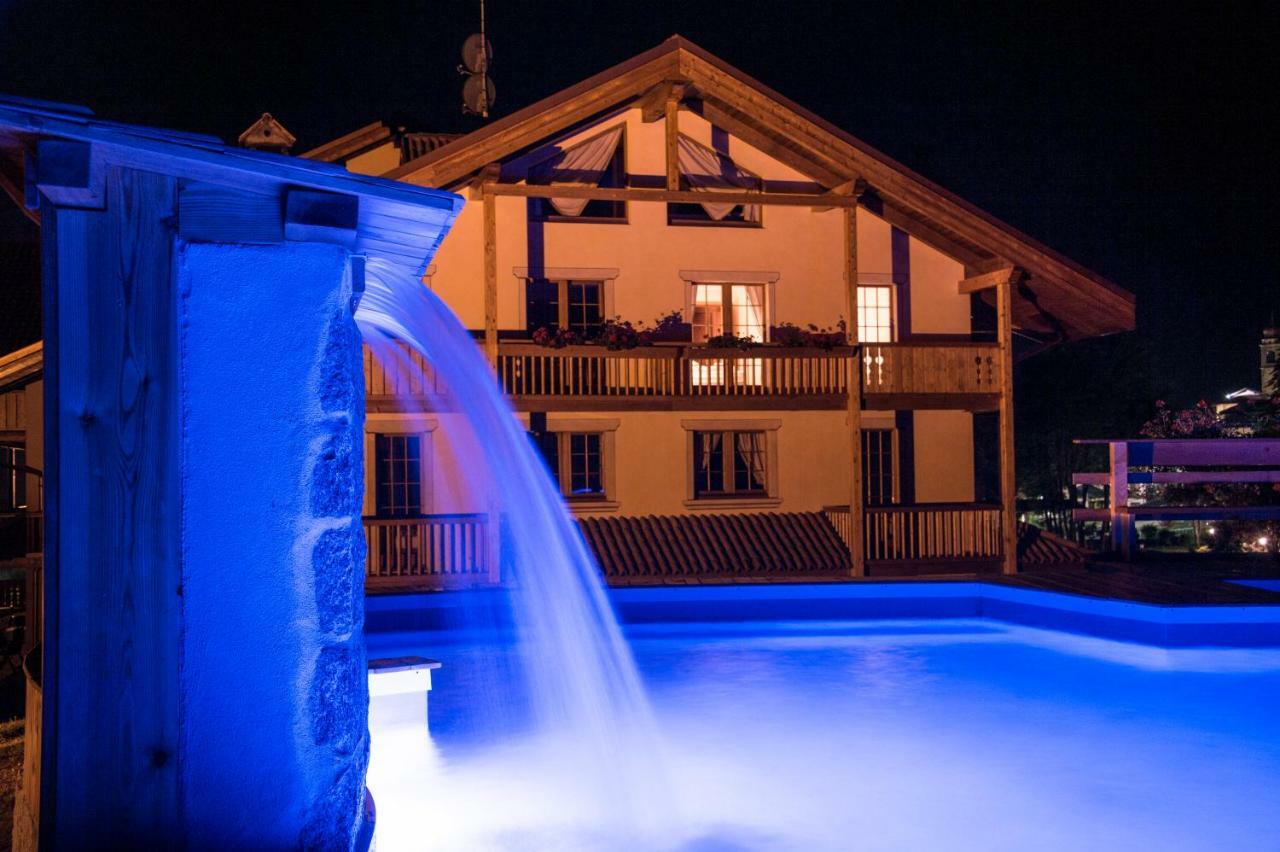 Holidays Dolomiti Apartment Resort Carisolo Ngoại thất bức ảnh