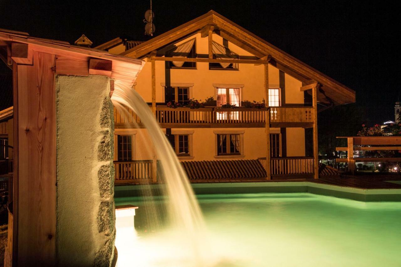 Holidays Dolomiti Apartment Resort Carisolo Ngoại thất bức ảnh